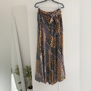 Gracia Black & Gold Geometric Print Palazzo Pants